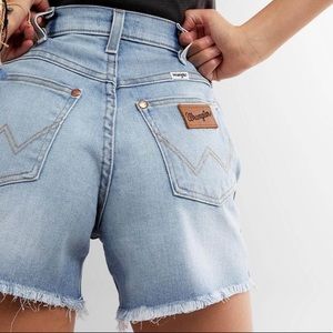 Vintage Wrangler cutoff shorts